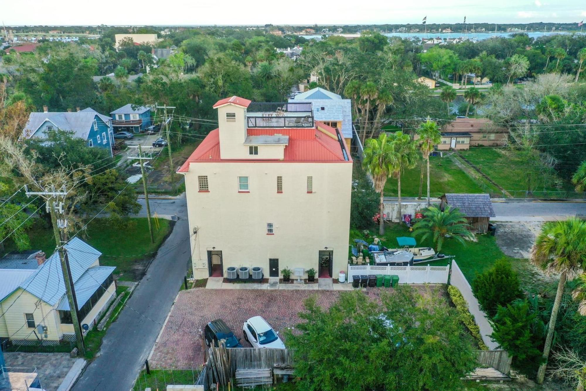 The Ray- 1St Floor Charming Condo- Walk To Downtown St. Augustine Dış mekan fotoğraf
