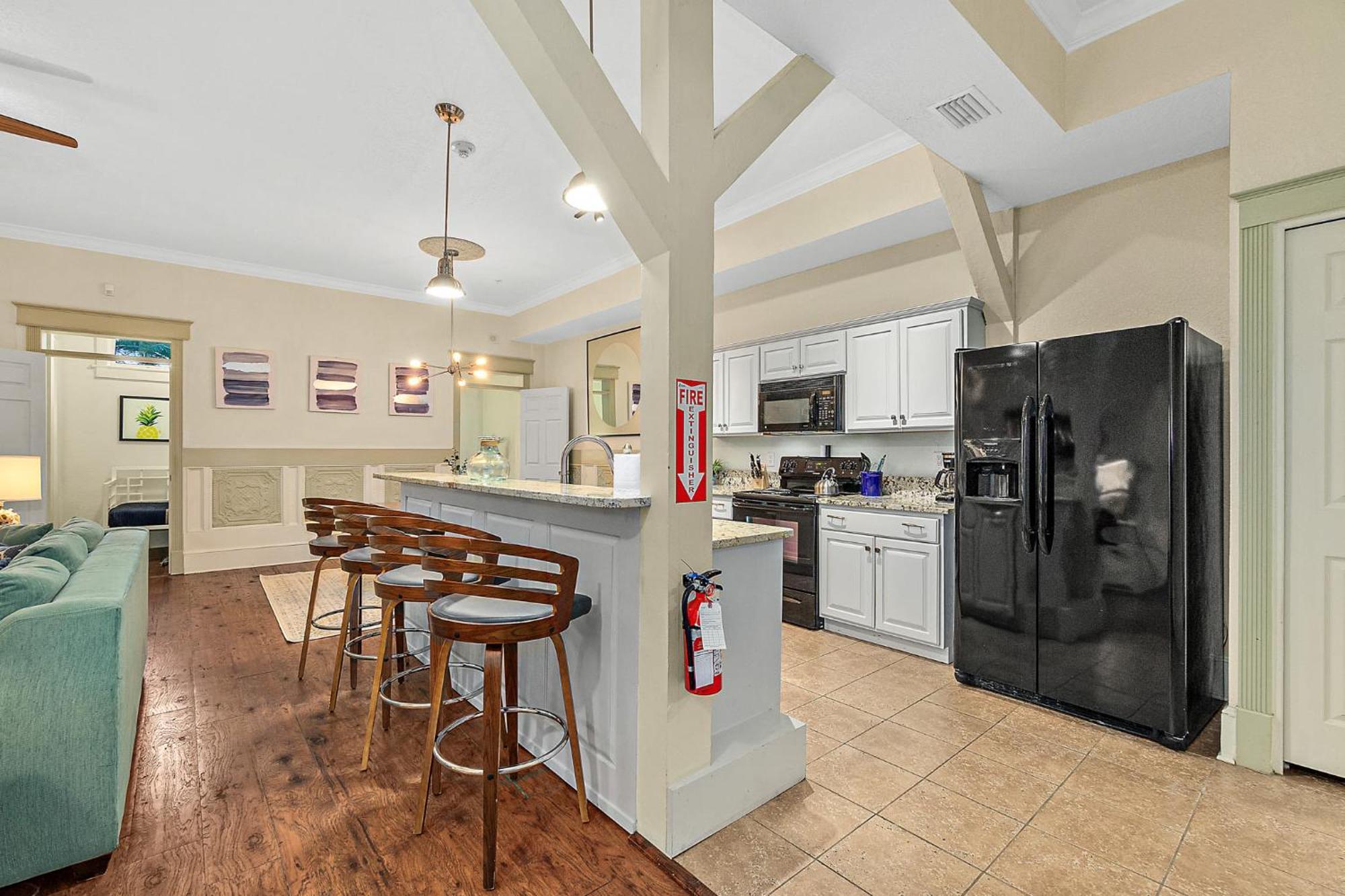 The Ray- 1St Floor Charming Condo- Walk To Downtown St. Augustine Dış mekan fotoğraf