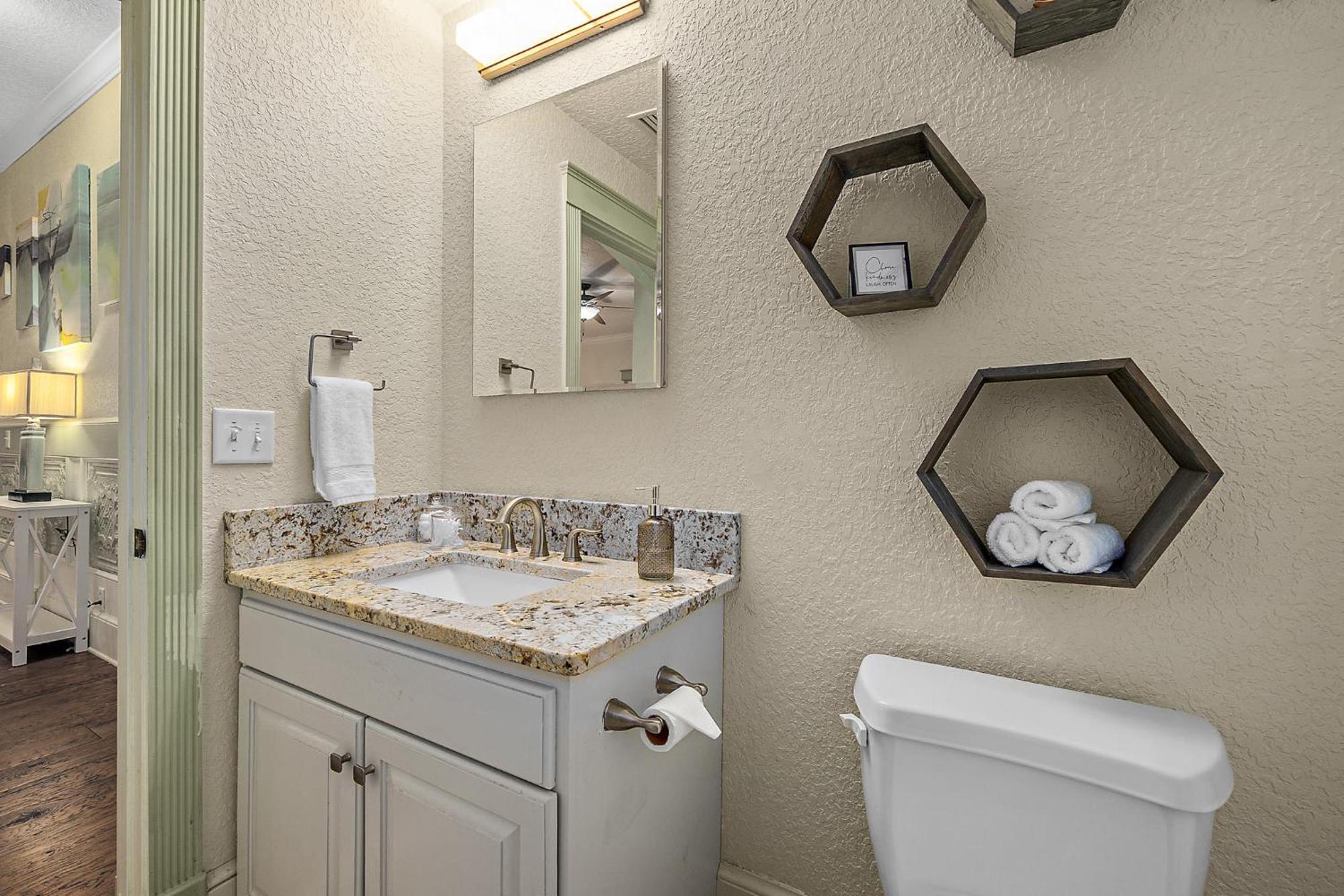 The Ray- 1St Floor Charming Condo- Walk To Downtown St. Augustine Dış mekan fotoğraf